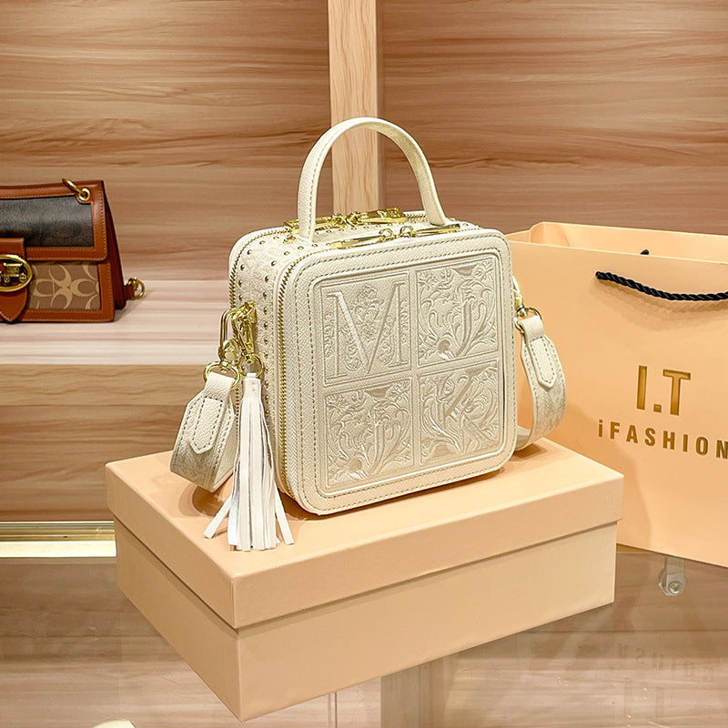 Fashion Embroidered Elegant Lady High-grade Portable Bags