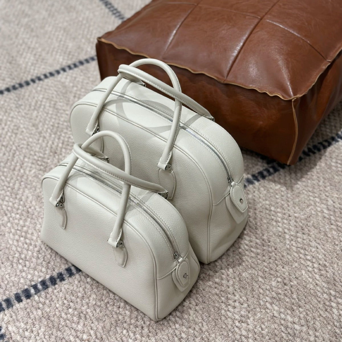 Women's First Layer Cowhide Large Capacity Bowling Vintage Bags