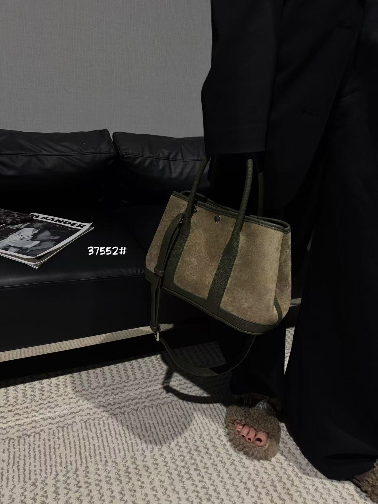 Women's Suede Contrast Color Portable Garden Fashionable Crossbody Bags