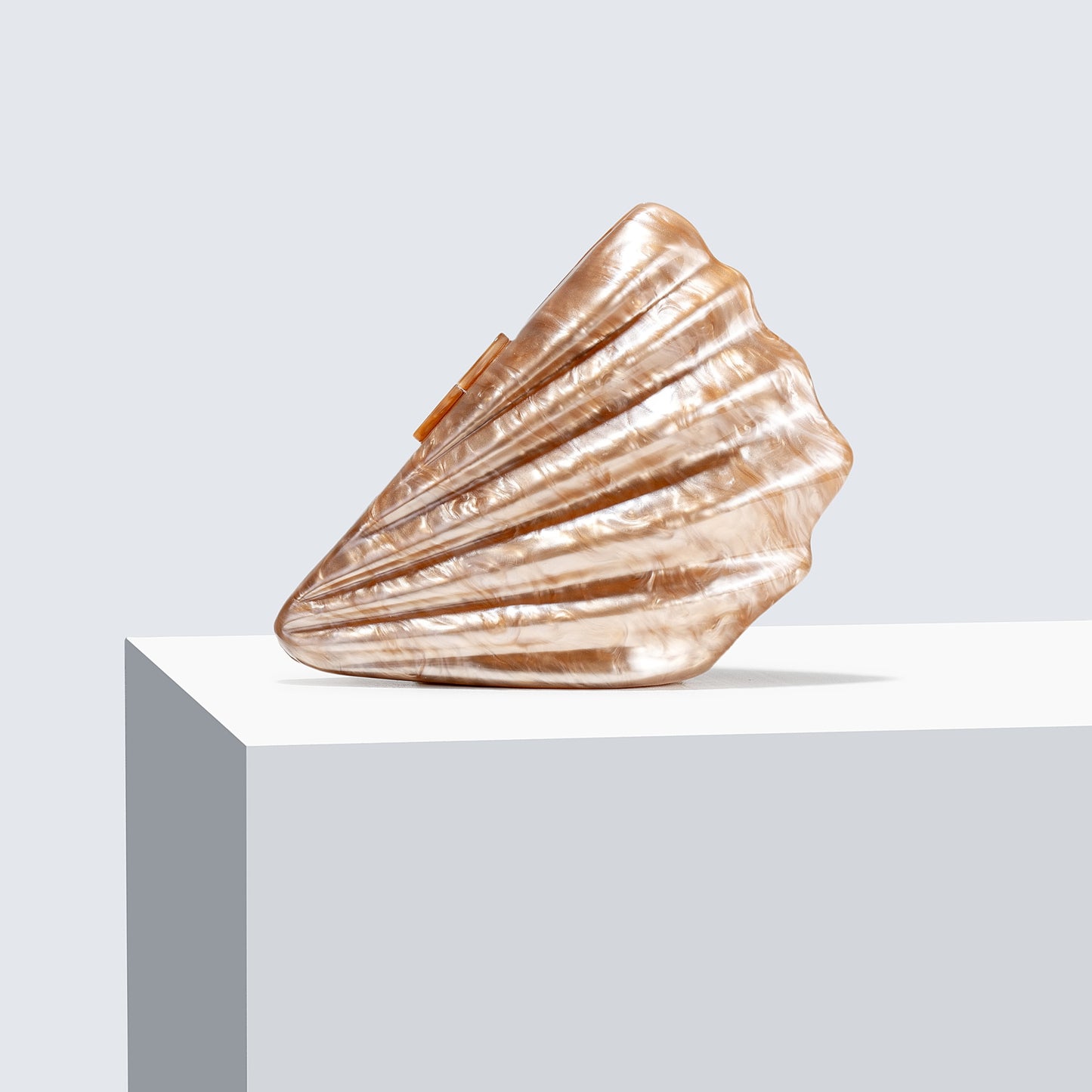 Women's Fan-shaped Shell Acrylic Fashion Wedding Dinner Evening Bags