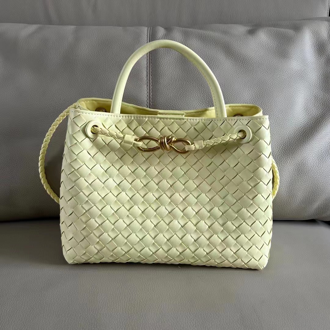 Women's Leather Weave Portable Large Capacity Retro Vegetable Handbags