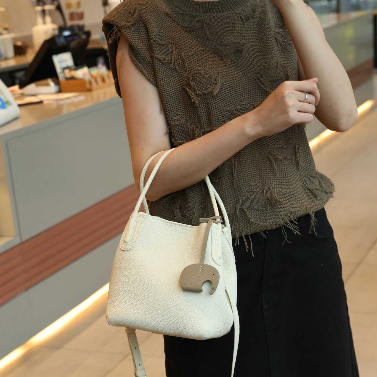 Women's Popular Genuine Leather Vegetable Basket Handbags