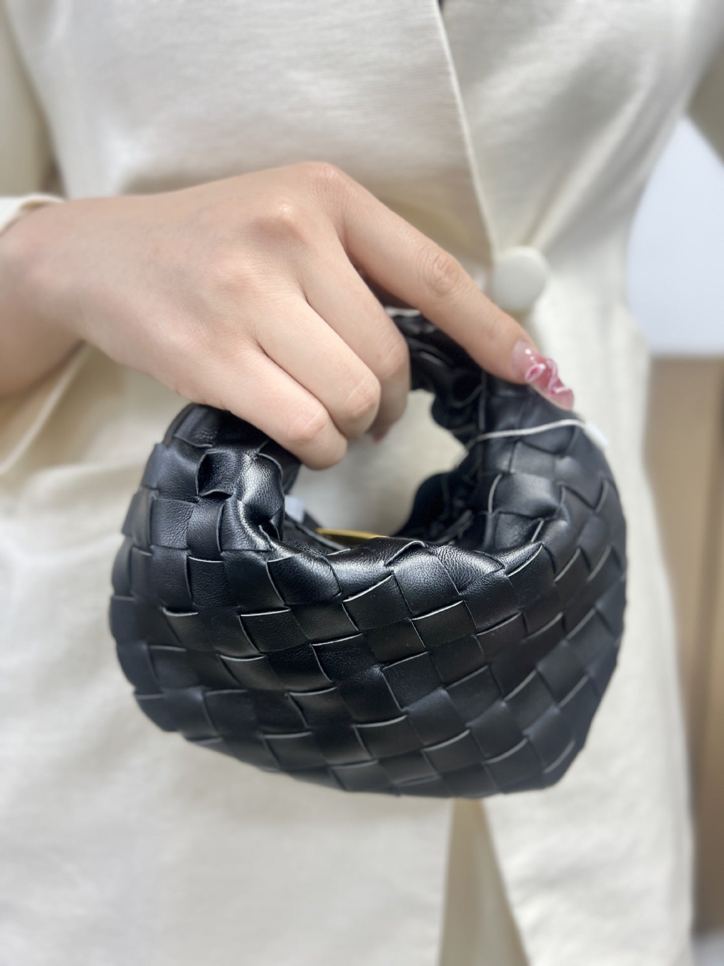 Mini Hand-held Dumpling Hand-woven Cloud Croissant Handbags