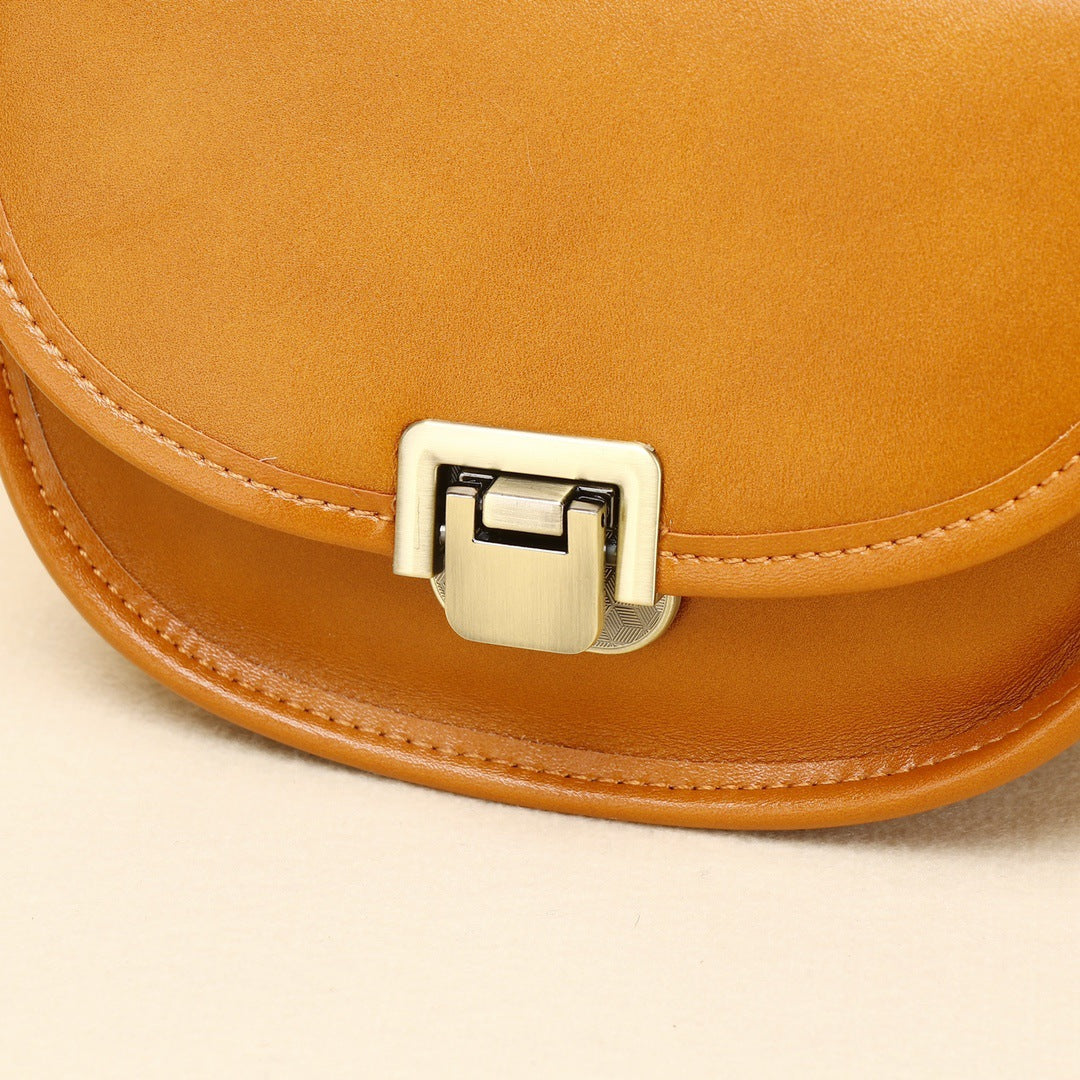 Women's Vintage Saddle High-grade Niche Design Autumn Shoulder Bags