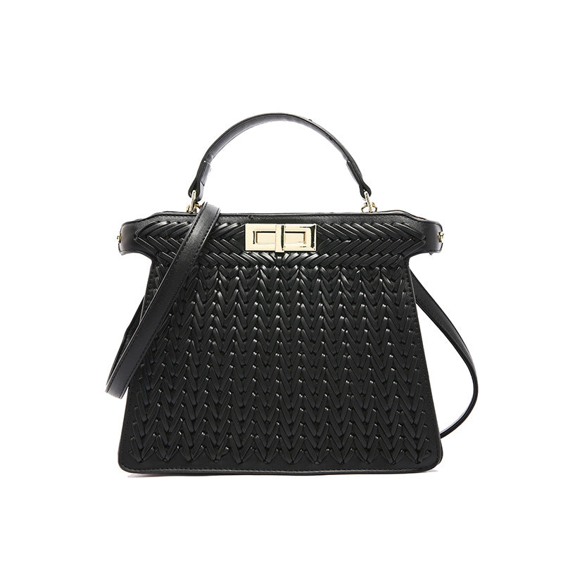 Women's Fashion Woven High-grade Large Capacity Creative Handbags