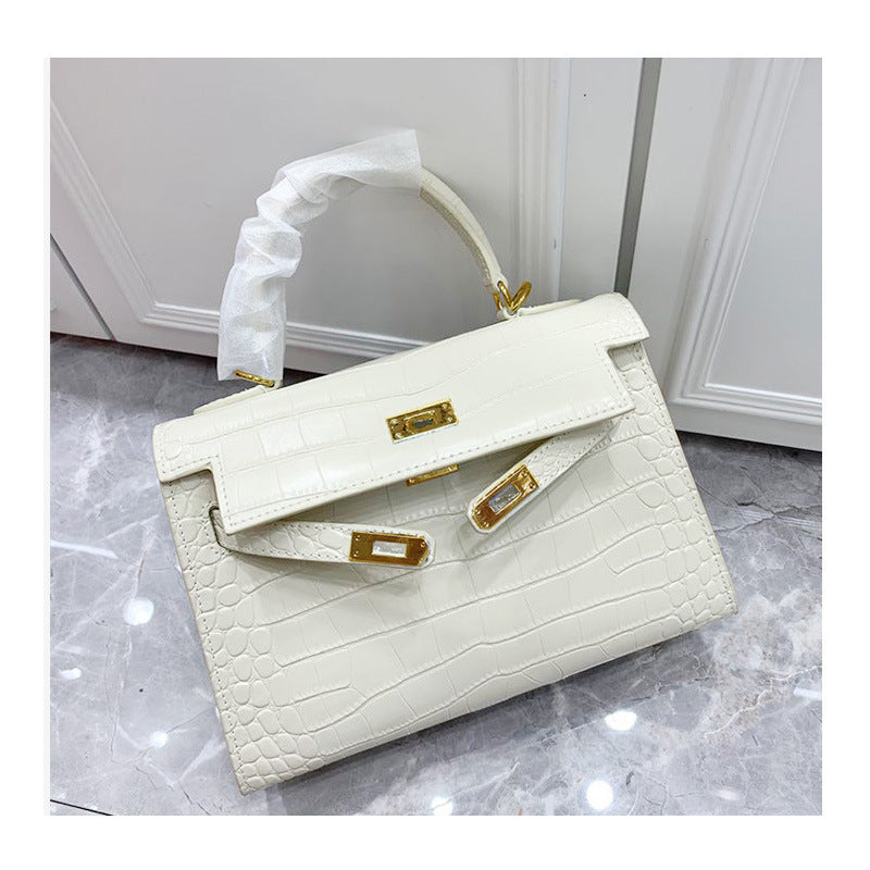 Women's Pattern Kelly Mini Second Generation Callie Shoulder Bags