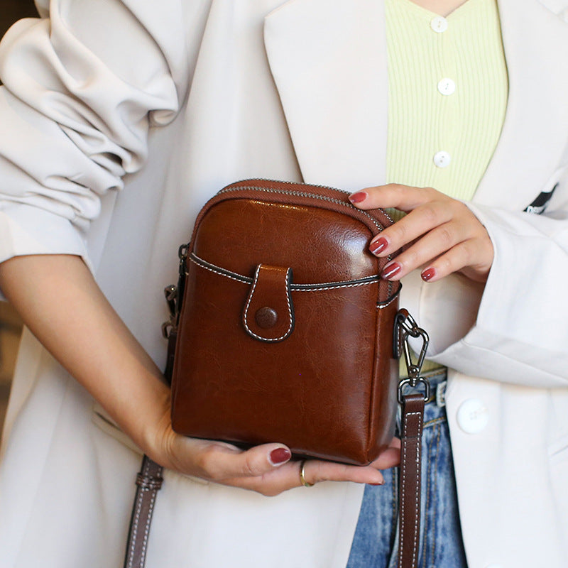 Women's Genuine Leather Female Niche Retro Easy Bags
