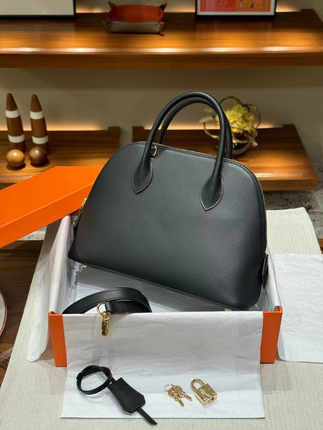 Women's Genuine Leather Shell Bowling Palm Grain Shoulder Bags