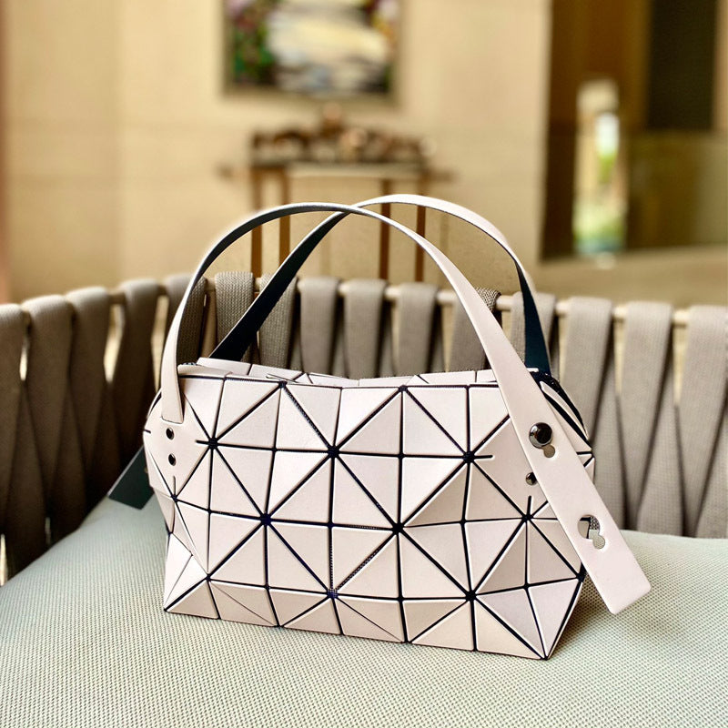 Women's Stitching Geometric Diamond Pattern Fashion Dumpling Bags