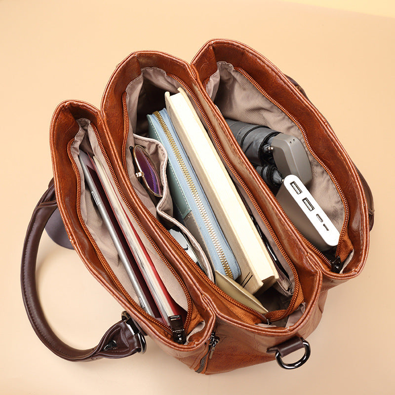 Women's Retro Contrast Color Personality Large Capacity Handbags