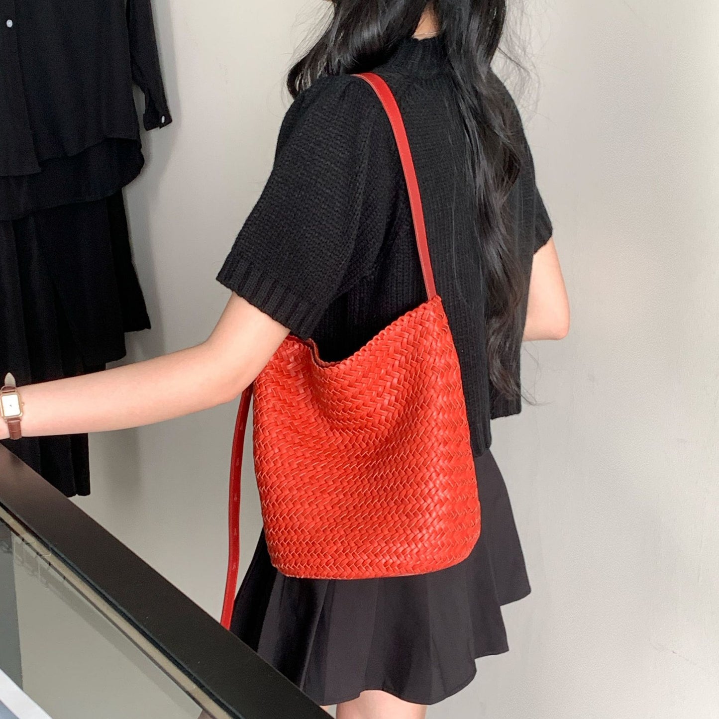 Women's Niche Cowhide Woven Commute Genuine Leather Large Crossbody Bags