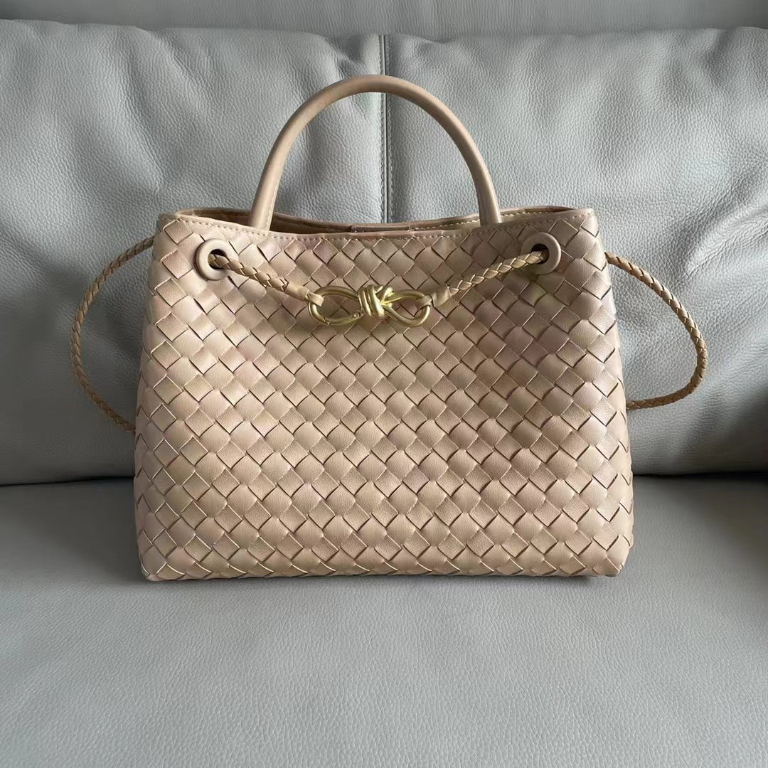 Women's Leather Weave Portable Large Capacity Retro Vegetable Handbags