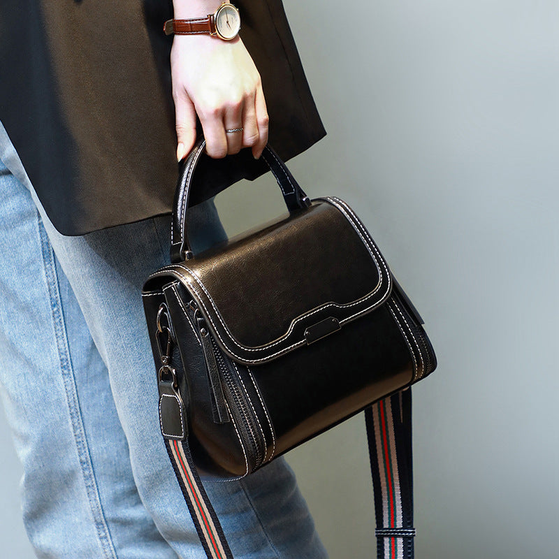 Women's Creative Fashionable Genuine Leather For Crossbody Bags