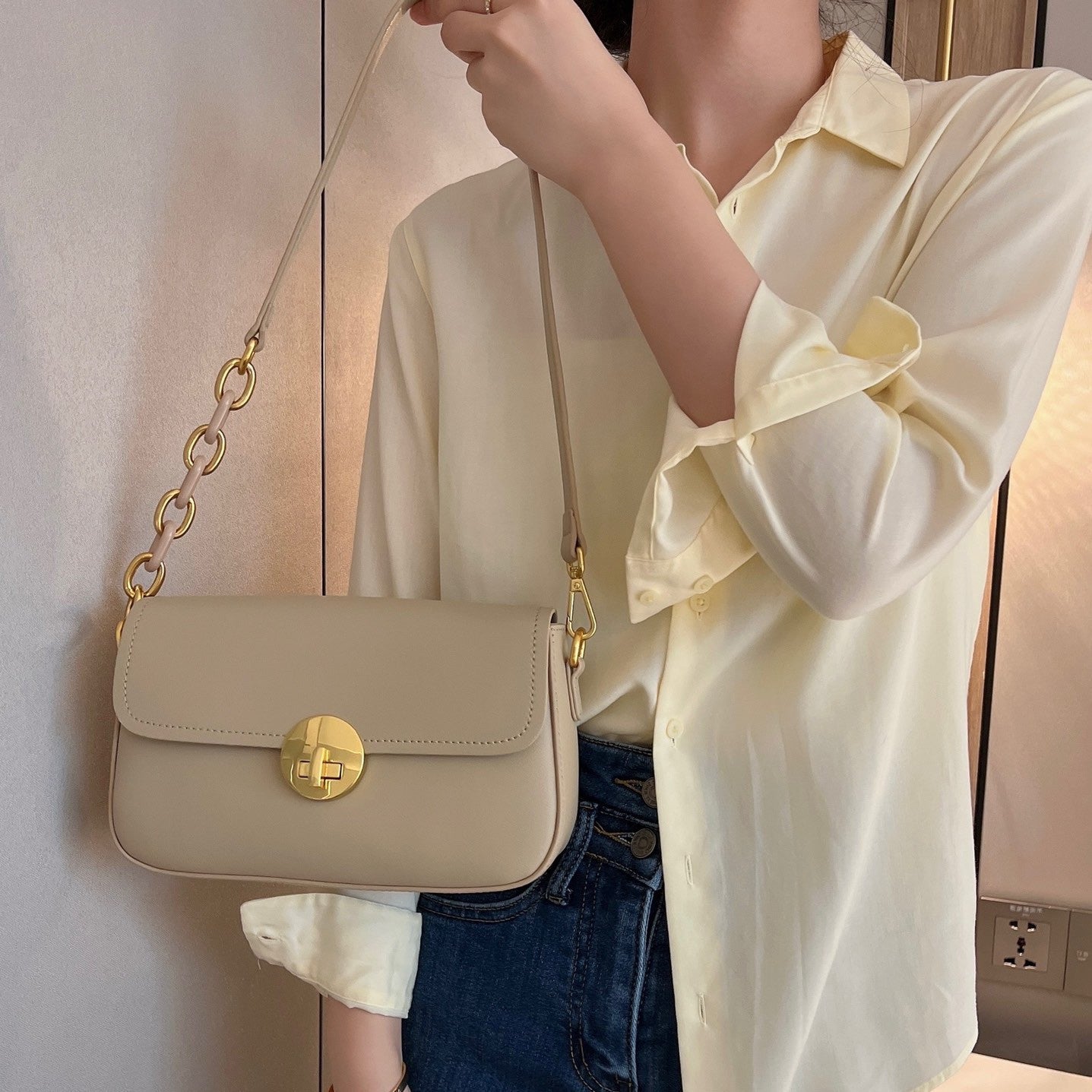 Women's Glamorous High-grade Spring Underarm Cowhide Shoulder Bags