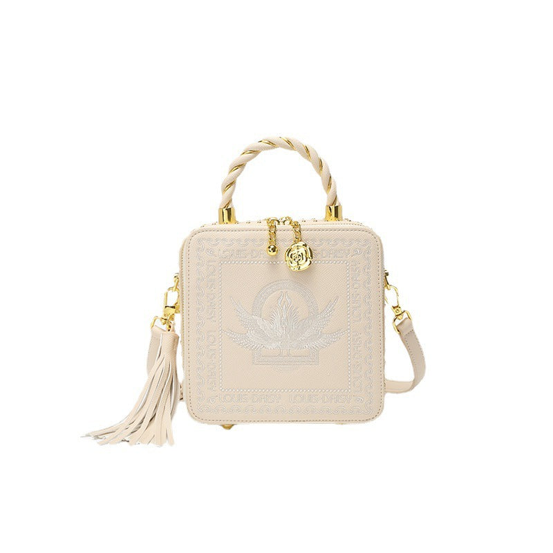 Women's Innovative Daisy Embroidered Portable High-grade Crossbody Bags
