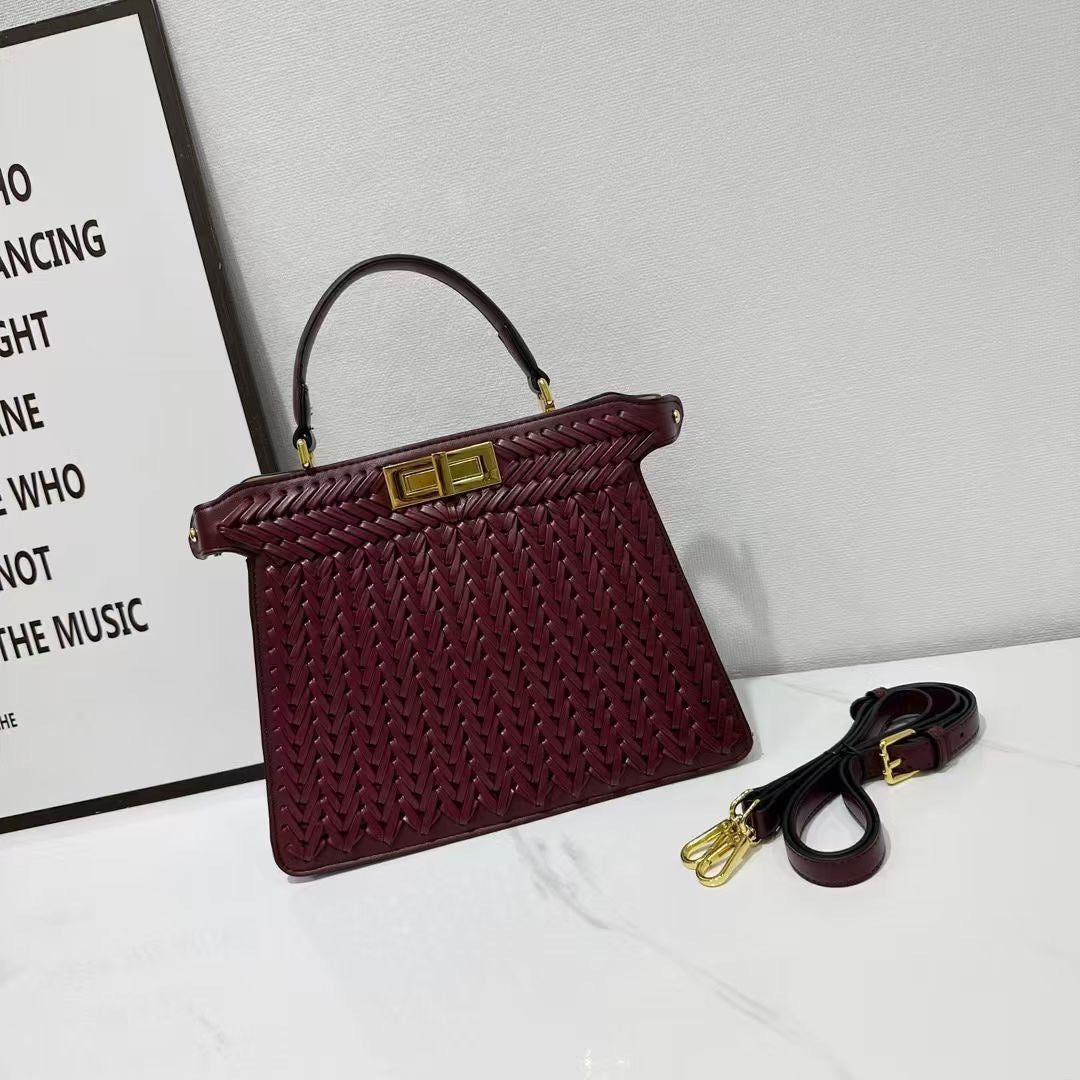 High Sense Niche Woven Female Fashion Crossbody Bags