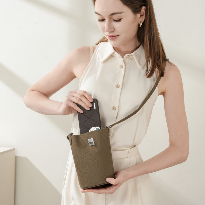 First Layer Leather Mobile Female Genuine Crossbody Bags