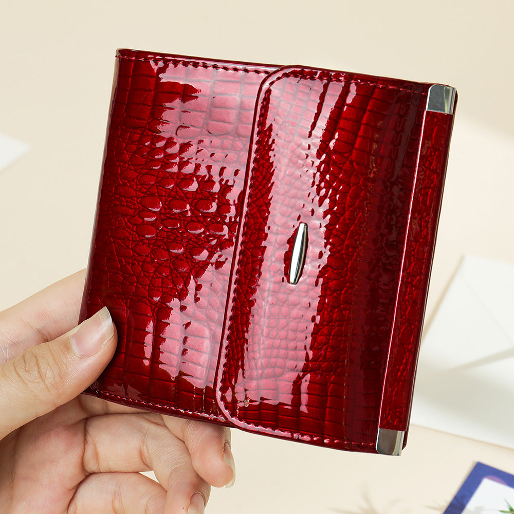 Women's Patent Leather Elegant Retro Fashion Cattlehide Ladies Wallets