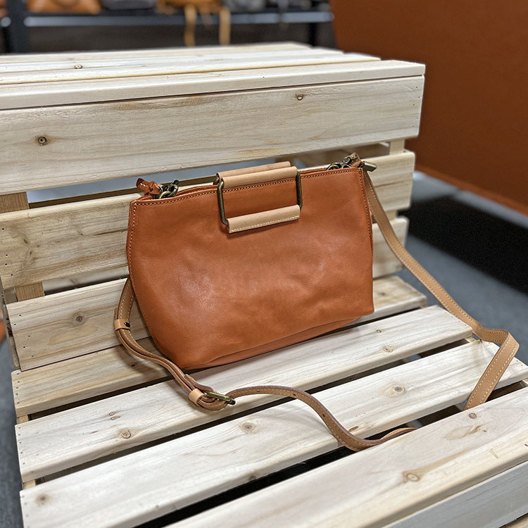 Women's Cow Leather Vegetable Tanned Retro Top Crossbody Bags