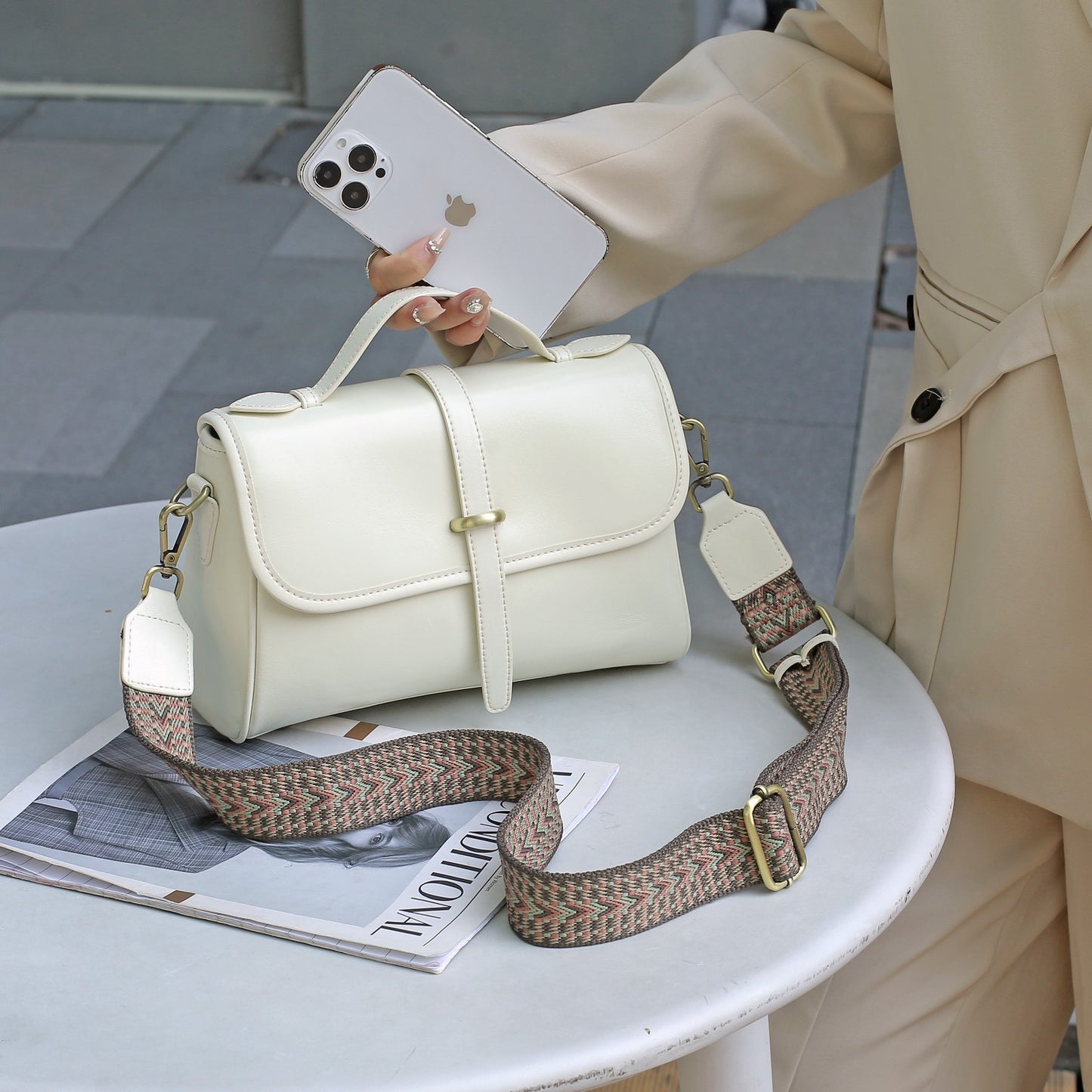 Women's Light Luxury Top Layer Vegetable Tanning Shoulder Bags