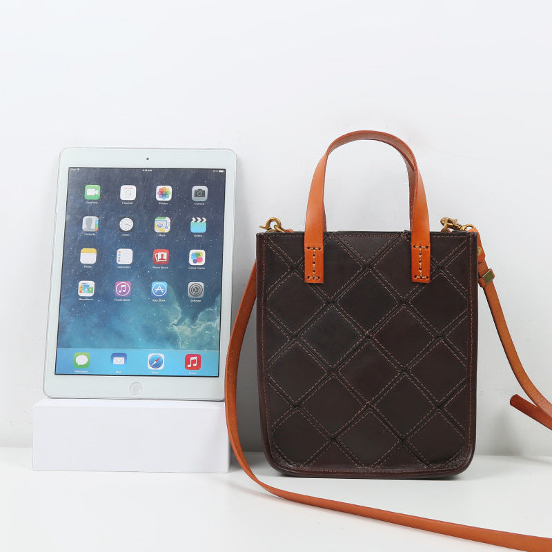 Women's Retro Hand-held Rhombic Leather First Layer Shoulder Bags