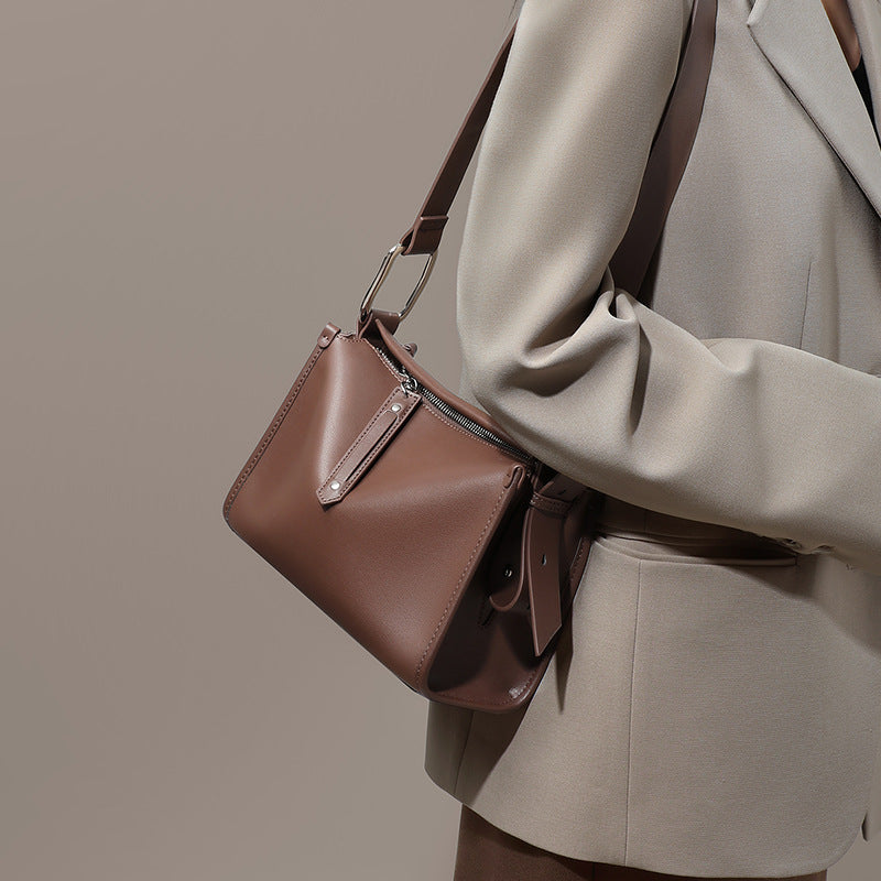 Women's Pillow High-grade Single Genuine Leather Commuter Crossbody Bags