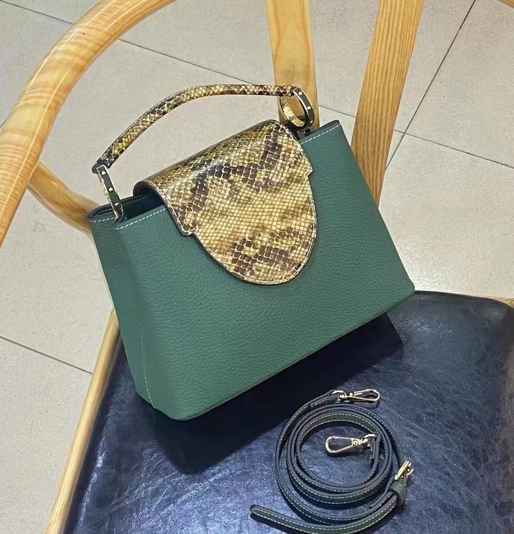 Women's Genuine Leather Fashion Top Layer V Handbags