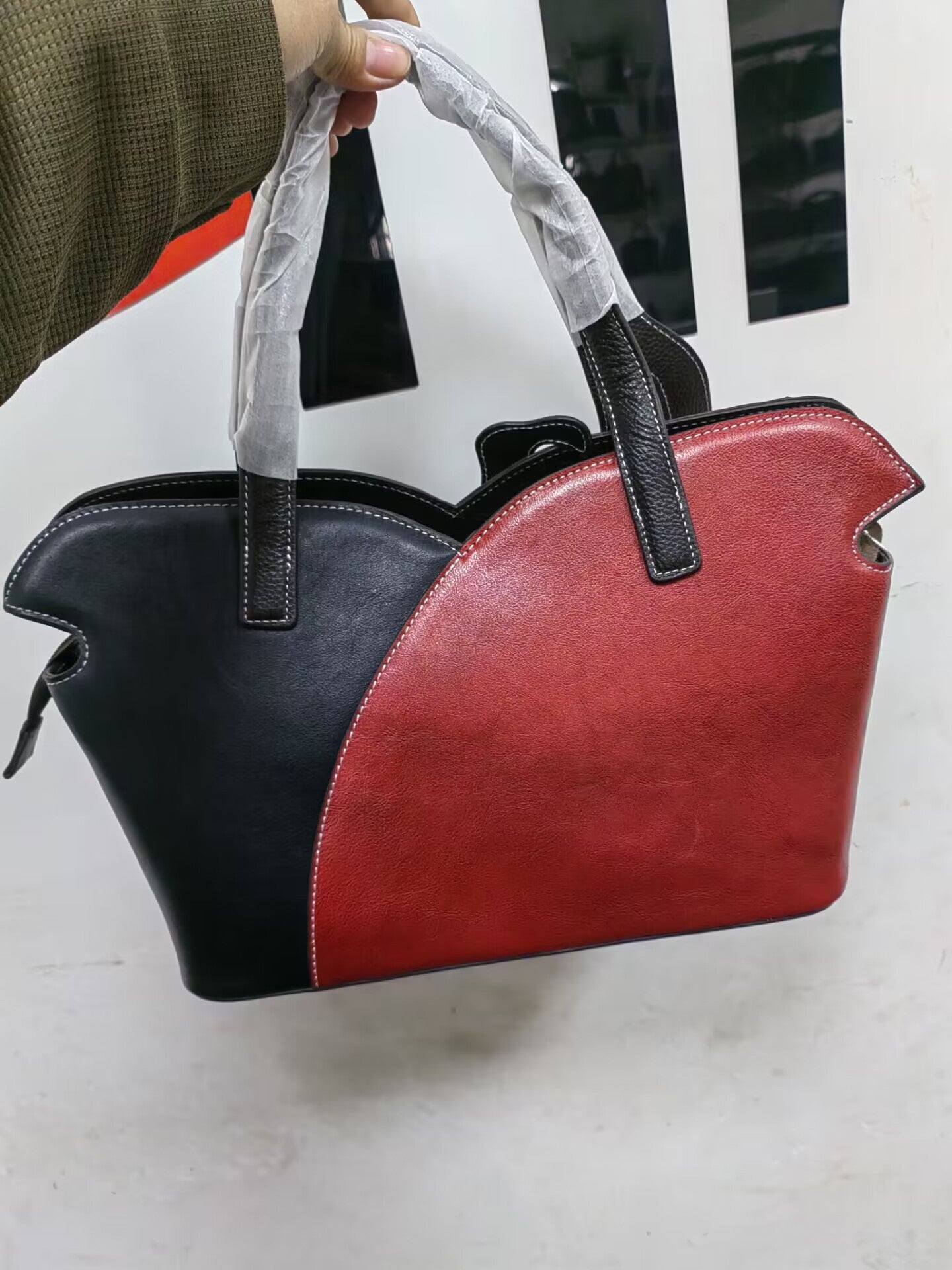 Women's Handmade Genuine Leather Vintage Big Fashion Handbags
