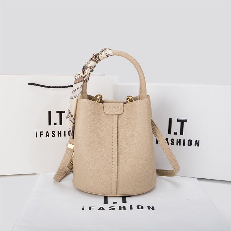 Women's High-grade Western Style Lychee Pattern Mother Shoulder Bags