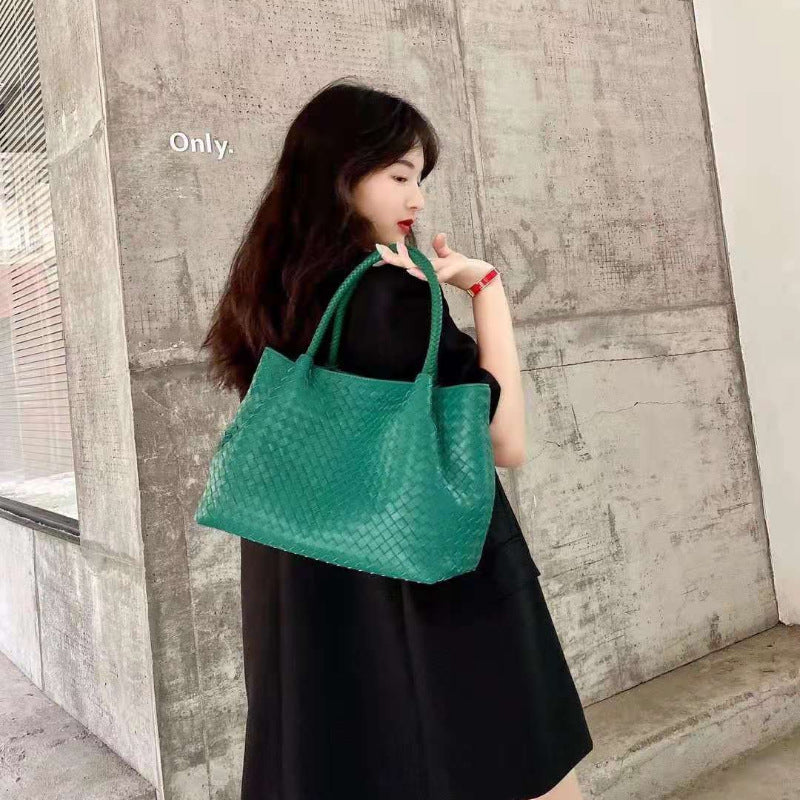 Women's Capacity Genuine Leather First Layer Soft Handbags