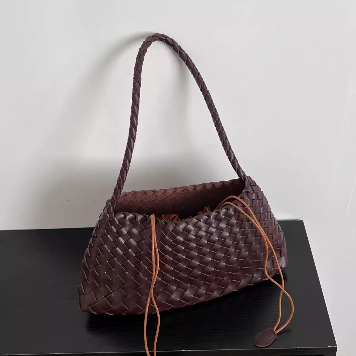 Women's Woven Underarm High-grade Versatile Retro Portable Shoulder Bags