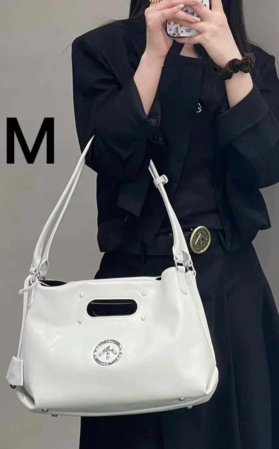 Large Capacity Commuter Leather Portable Soft Shoulder Bags