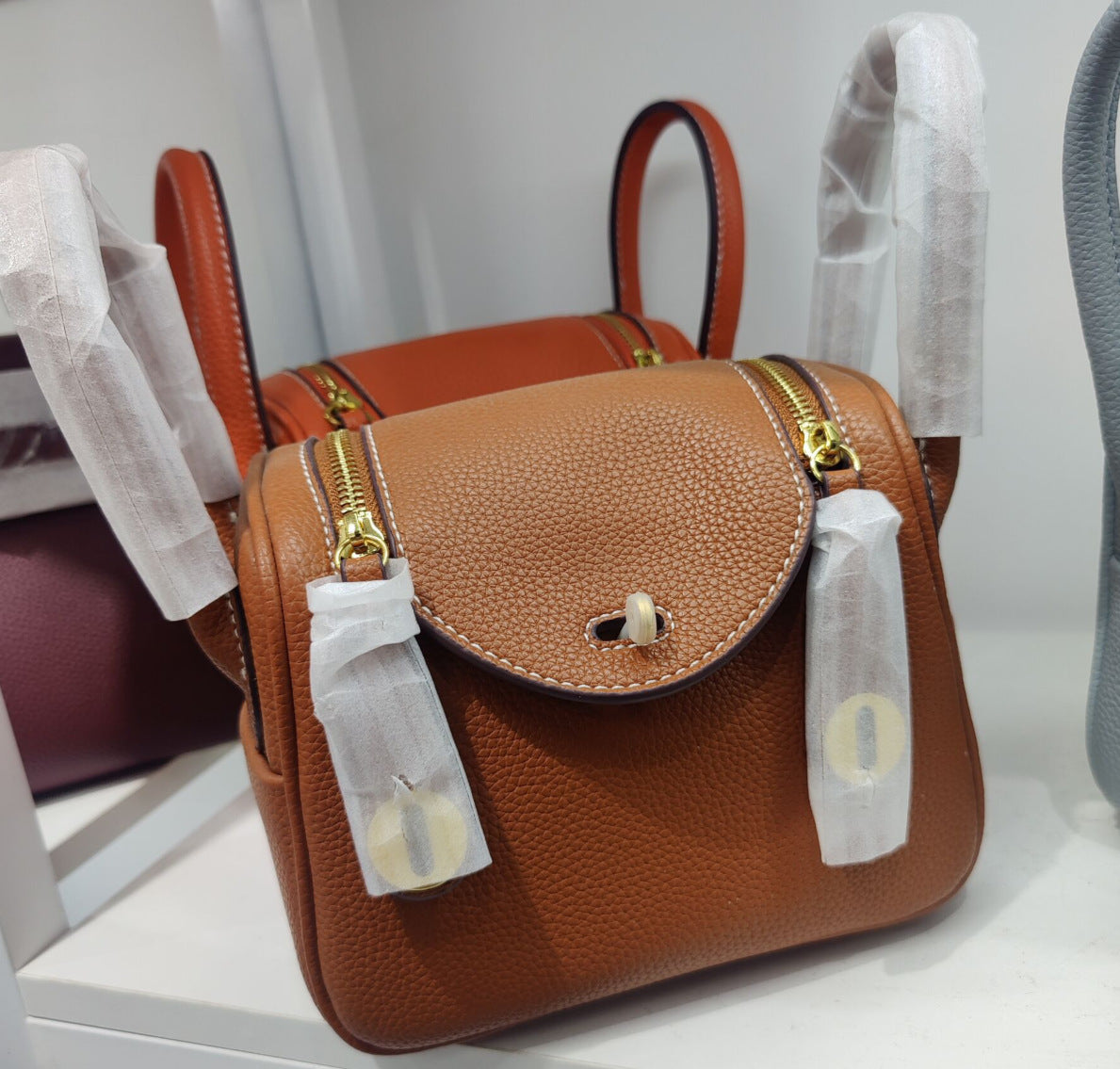 Women's Mini Lindi Leather Lychee Pattern Doctor Crossbody Bags