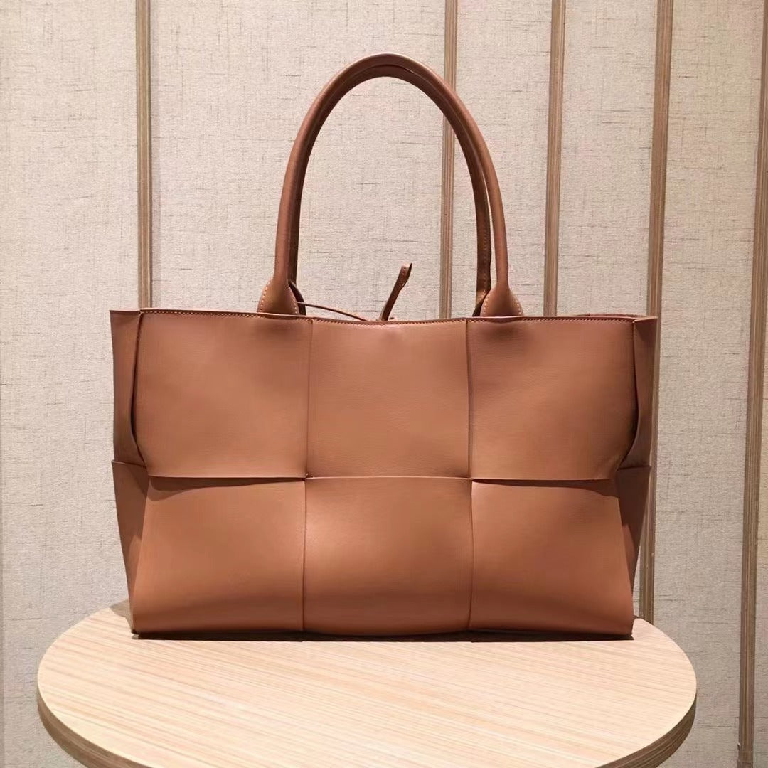 Song Authentic Leather Weave Shopping Hand Handbags