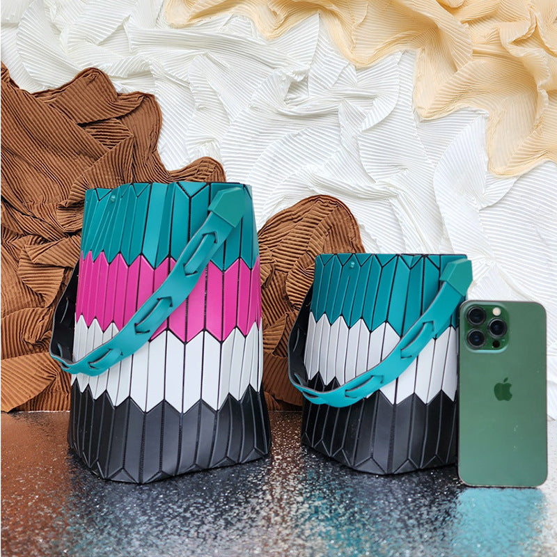Women's Style Life Rhombus Portable Color Matching Bags