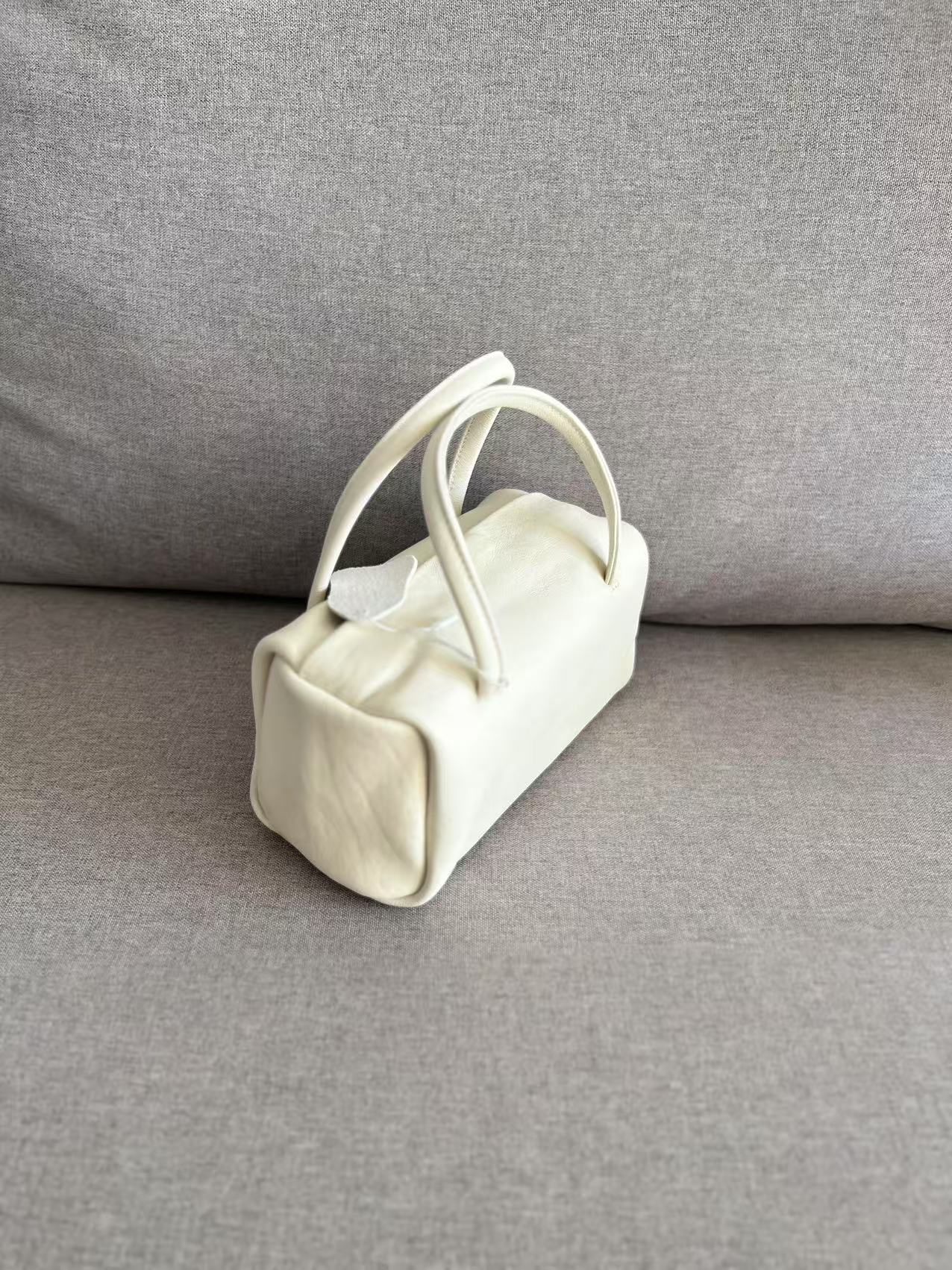 Women's Orange Cute Plant Sheepskin Frosted Toast Handbags