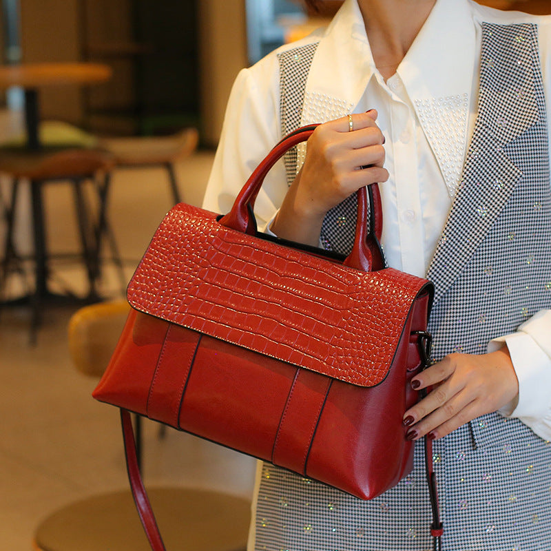 Women's Retro Fashion Large Capacity Genuine Leather Crossbody Bags