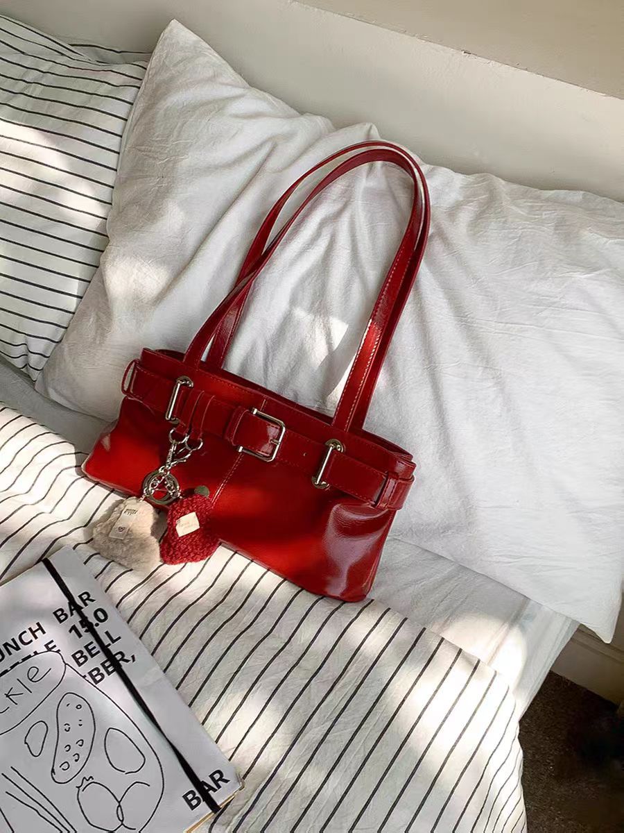 Comfortable Niche High-grade Baguette Retro Underarm Handbags