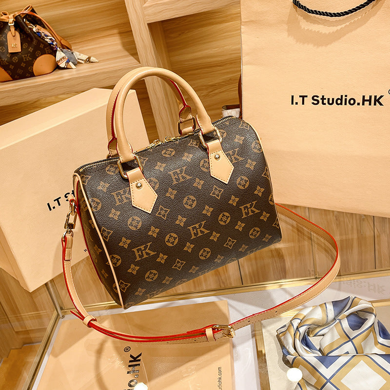 Women's Leather Boston Pillow Fashion Presbyopic Shoulder Bags