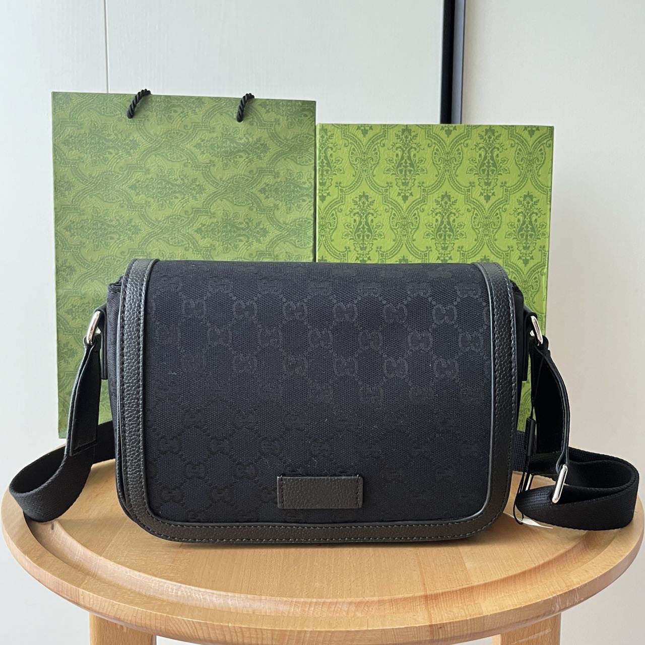 Women's Canvas Message Simple Khaki Presbyopic Saddle Shoulder Bags