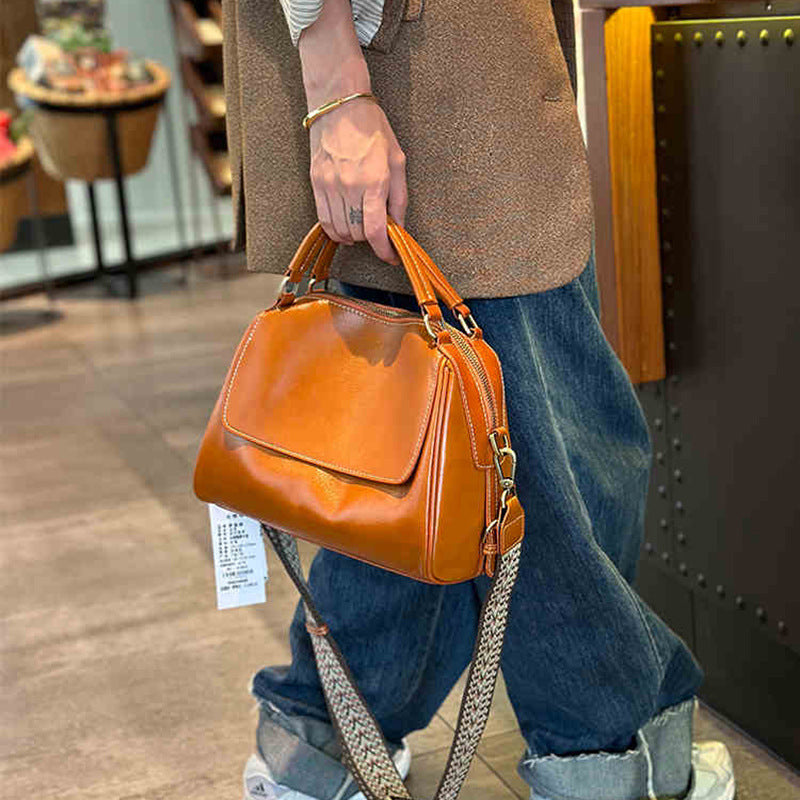 Women's Cowhide Leather Versatile Large Capacity Pillow Shoulder Bags