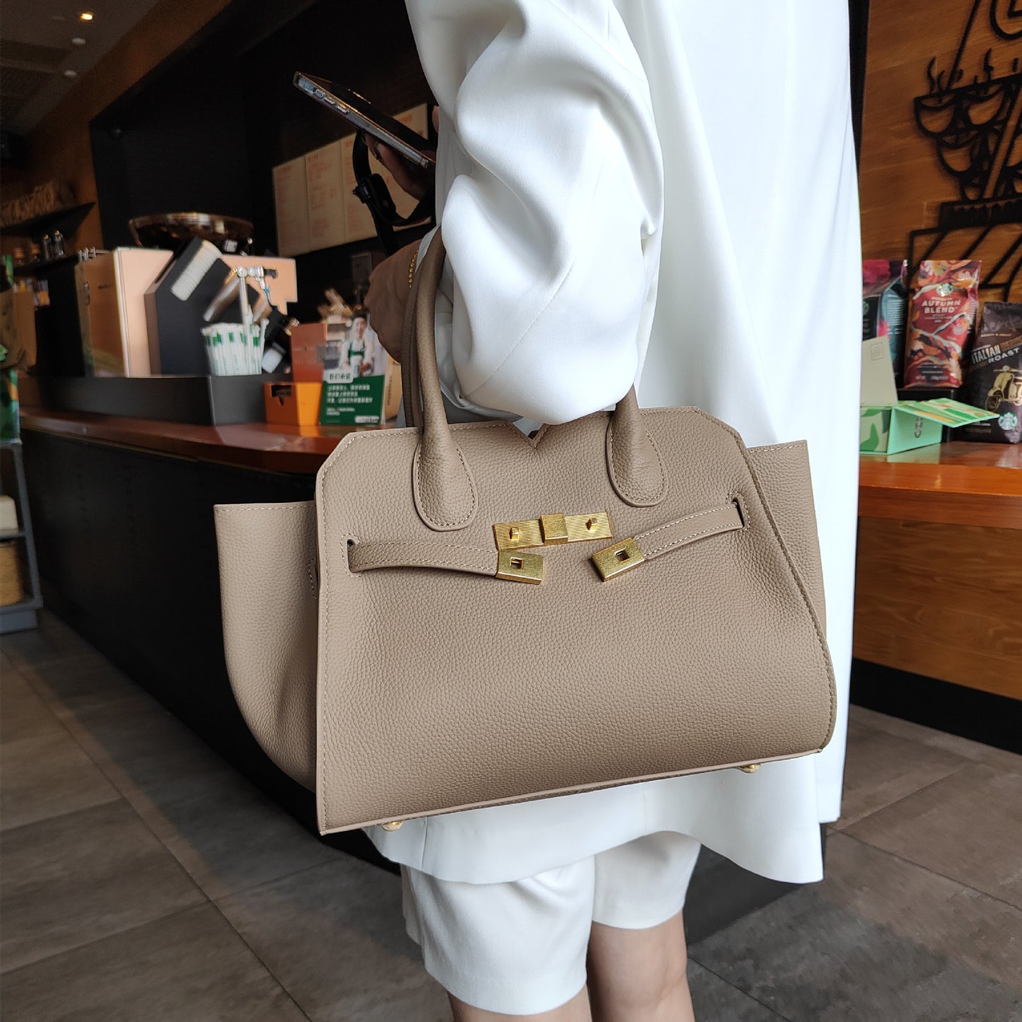 Women's Top Layer Cowhide High Sense Large Handbags