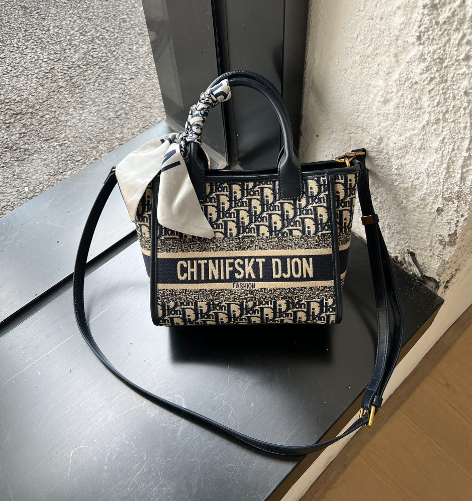 Trendy Women's Series One Shopping Portable Bags