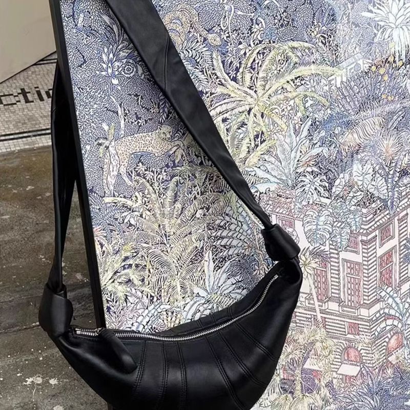 Idle Style Croissant Sheepskin Niche Dumpling Crossbody Bags