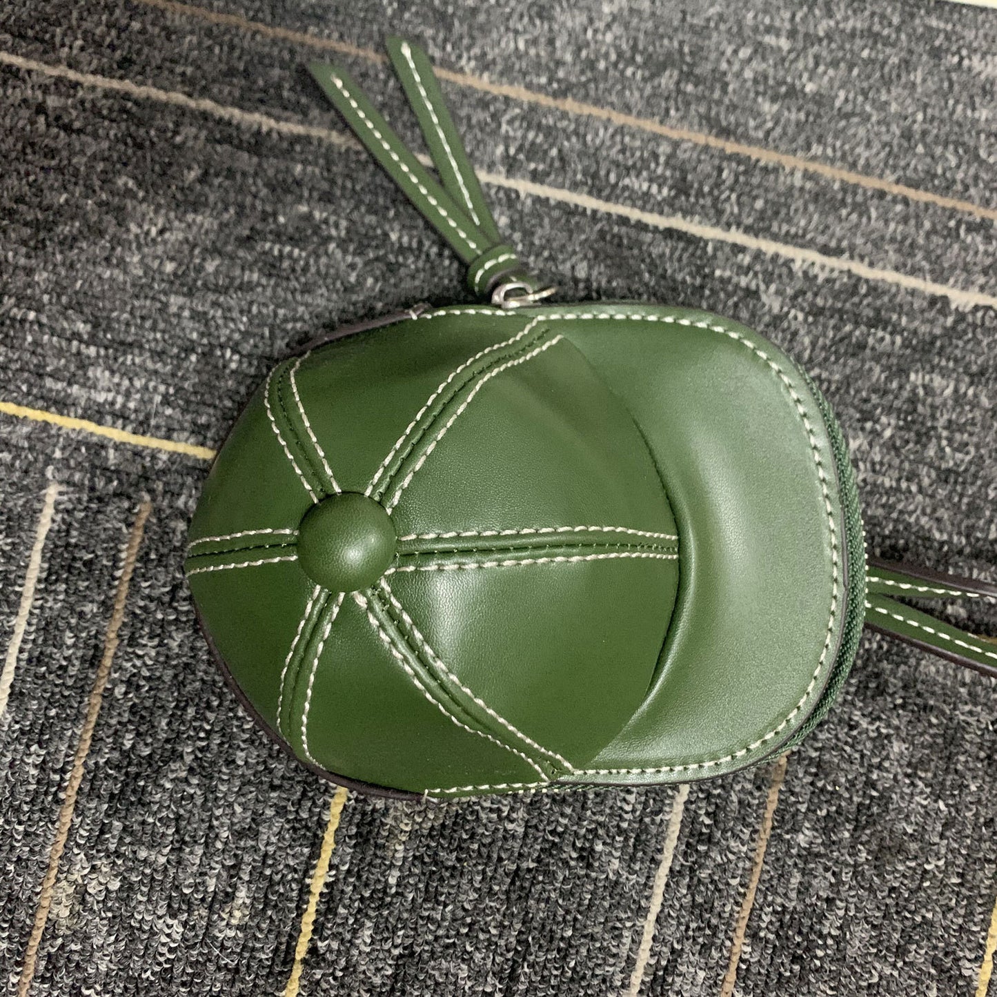 Women's Big Cousin Fashion Creative Cap For Crossbody Bags