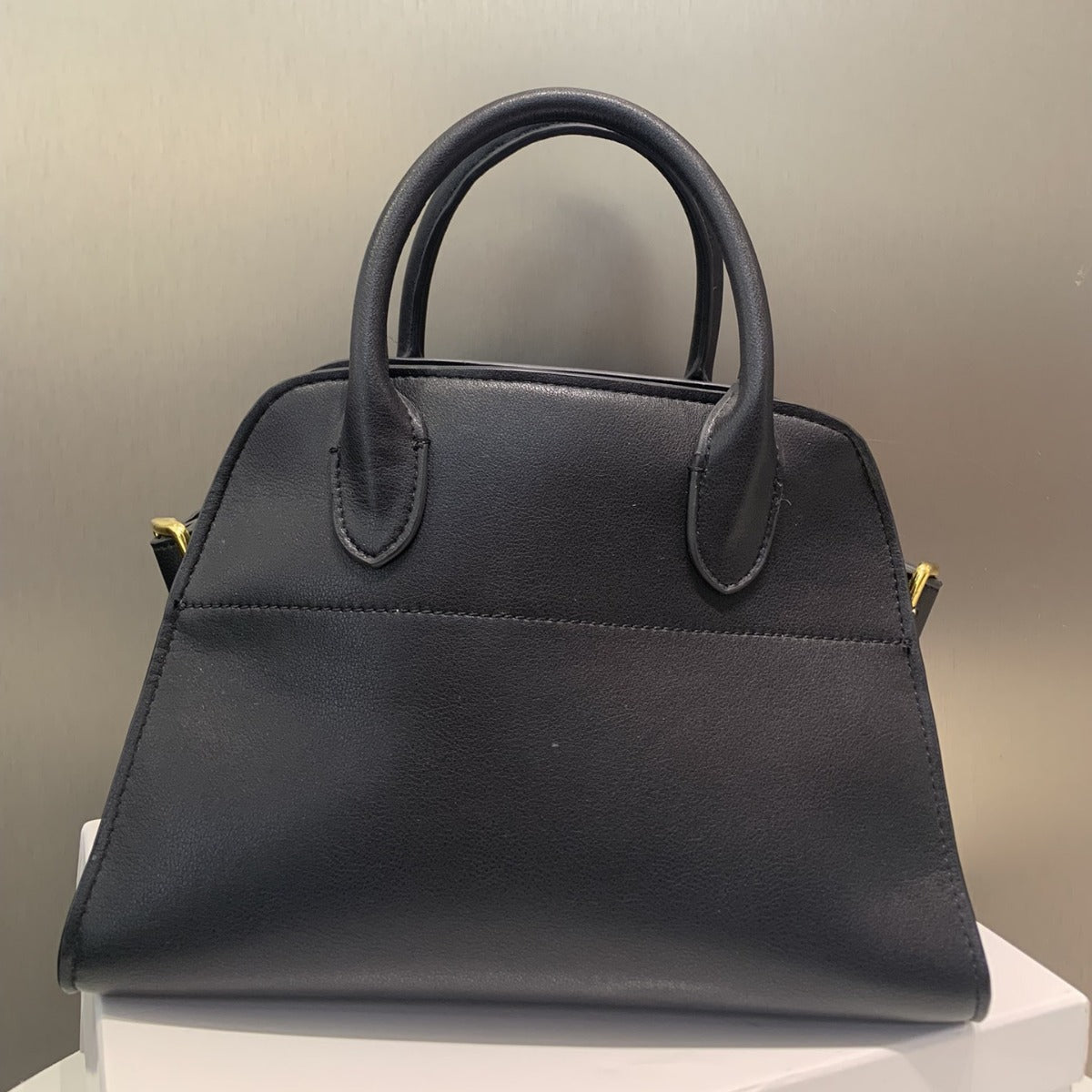 Textured Cowhide Large Capacity Totes Minimalist Handbags