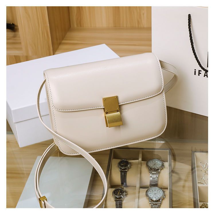 New Women's Genuine Leather Tofu Fashionable Shoulder Bags