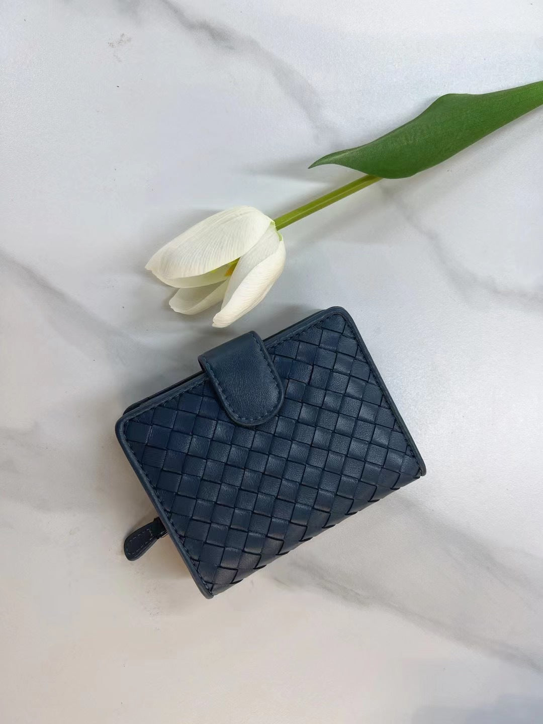 Women's Fashion Sheepskin Woven Two-fold Genuine Leather Ladies Wallets