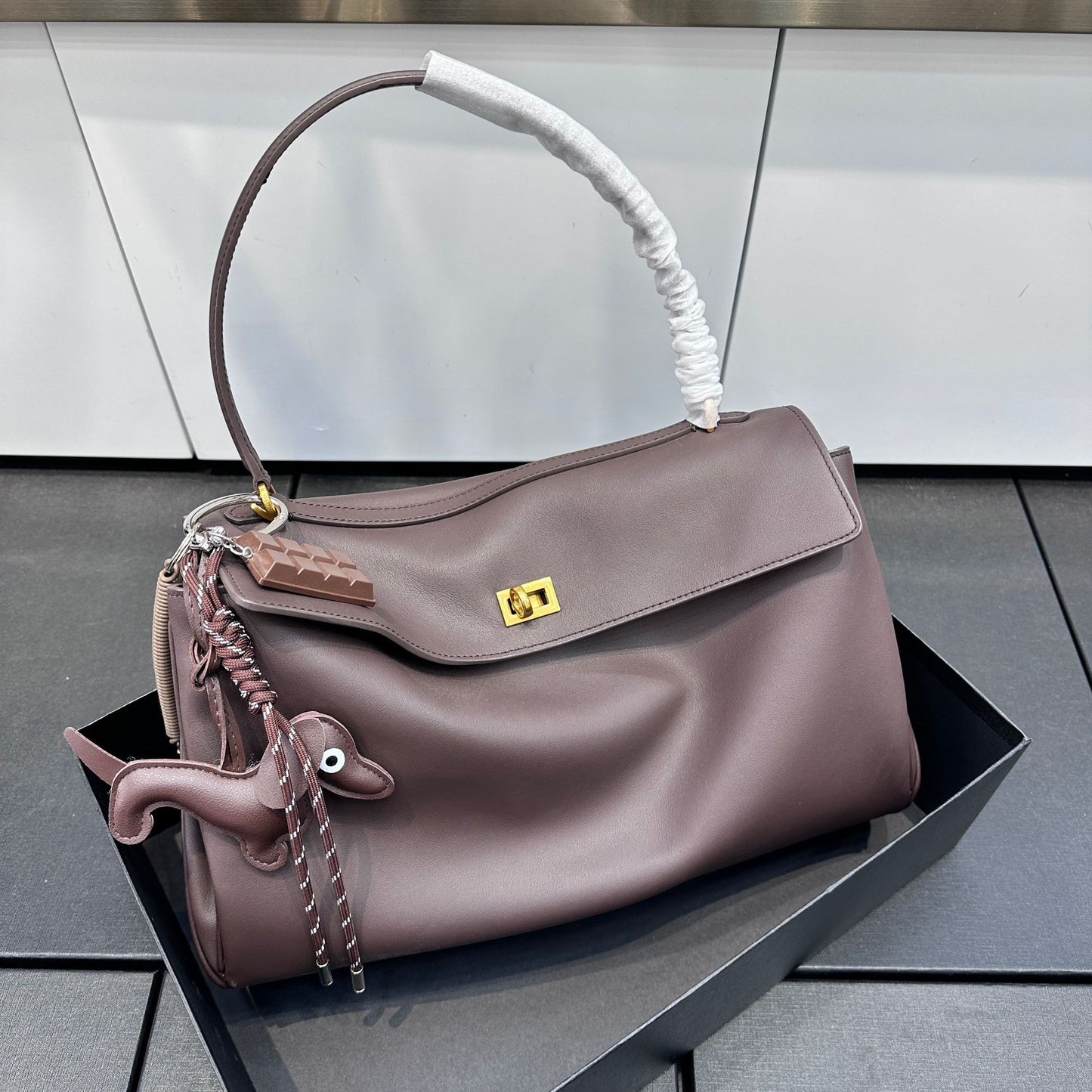 Women's Summer Genuine Leather High-grade Underarm Commuter Shoulder Bags
