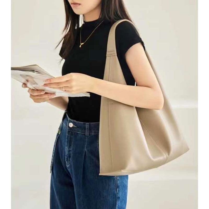 Women's Idle Style Large Capacity Commuter Fashion Bags
